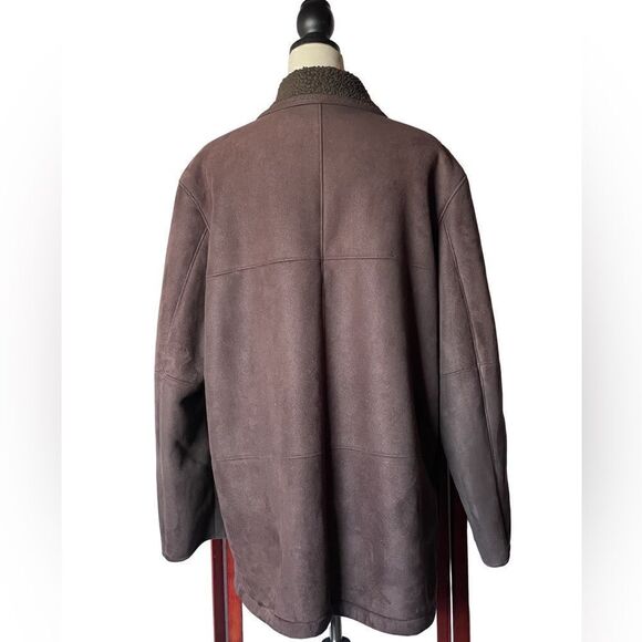 Concepts by Claiborne Men’s Brown Suede Sherpa Lined Button Down Jacket (Large) - Picture 2 of 11